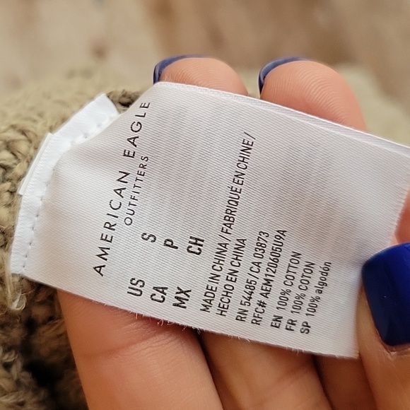 American Eagle Size Small Tan VNeck Oversized Sweater - Picture 5 of 6